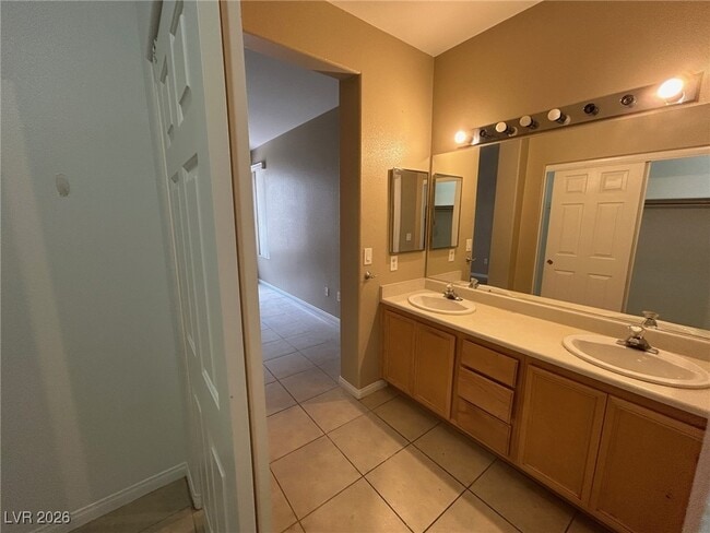 Building Photo - 245 Blackstone River Ave