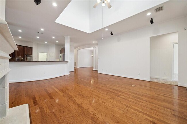 Building Photo - 12106 Indigo Cove Ln