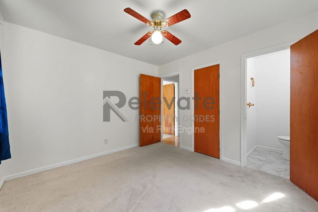 Building Photo - 15709 Gary Ave