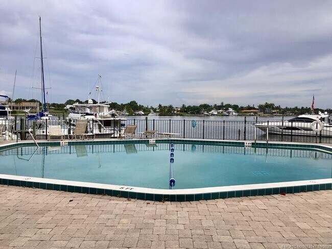 Building Photo - 3901 SE St Lucie Blvd