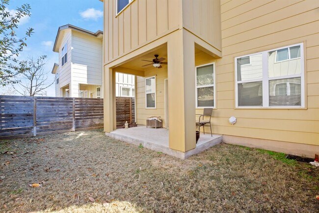Building Photo - 8904 Parker Ranch Cir