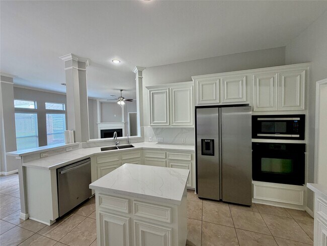 Building Photo - 1510 Flanders Field Ln