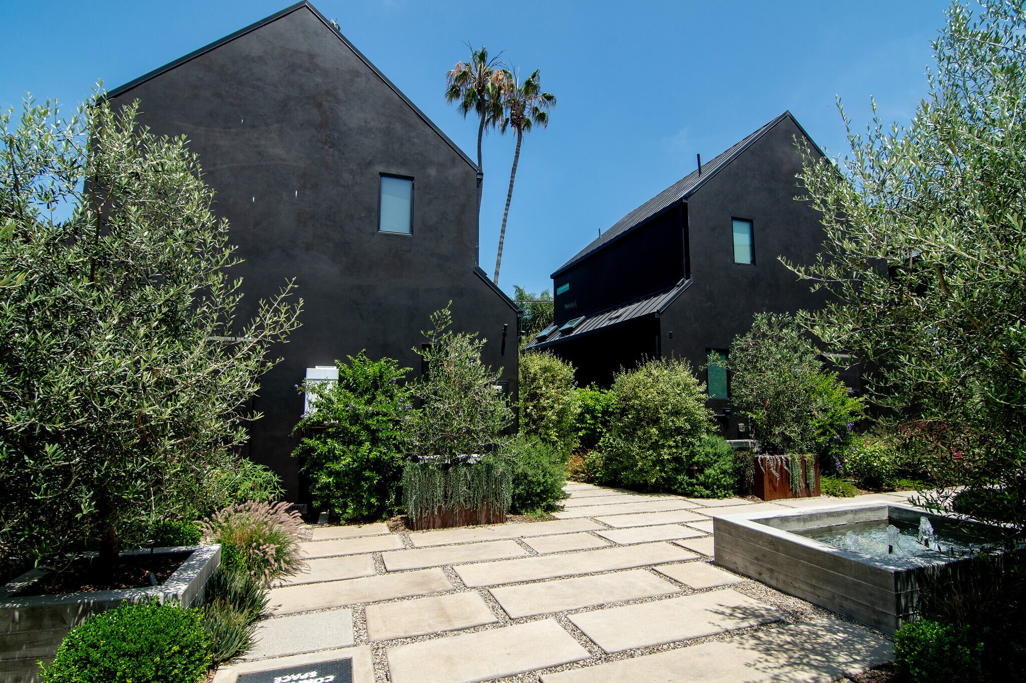 Building Photo - 1813 Penmar Ave