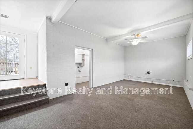 Building Photo - 1319 Fort Campbell Blvd