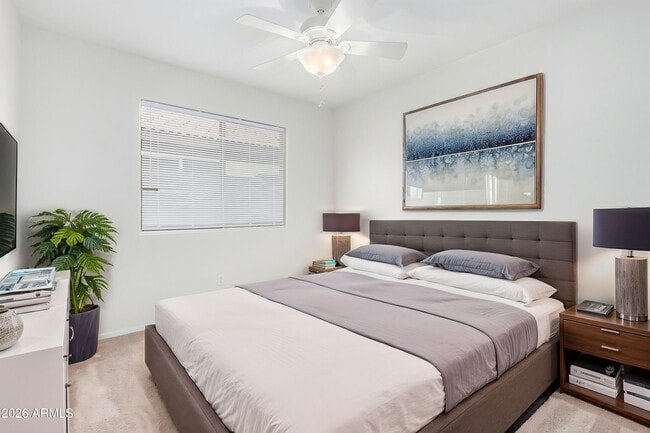 Building Photo - 491 N Ocotillo Ln