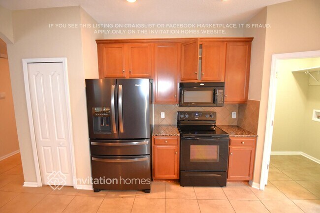 Building Photo - 210 Westchester Hills Ln