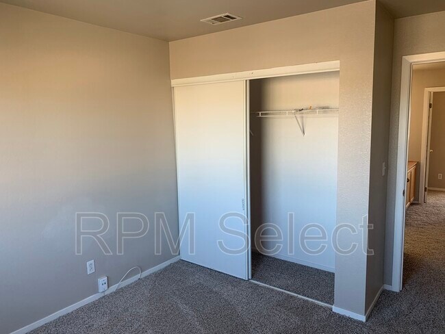 Building Photo - 4932 Chaps Ct