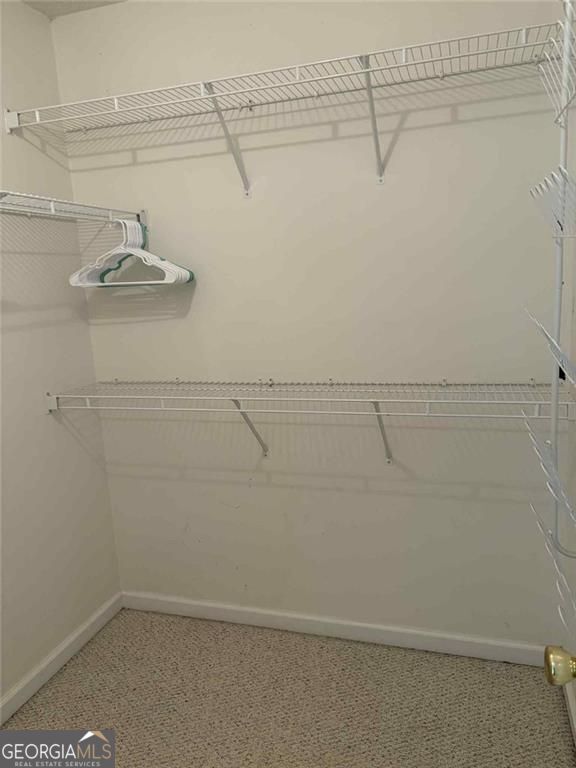 Building Photo - 68 Lancaster Way