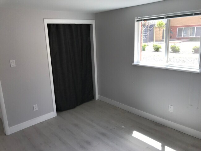 Building Photo - Depew Street Multiplex