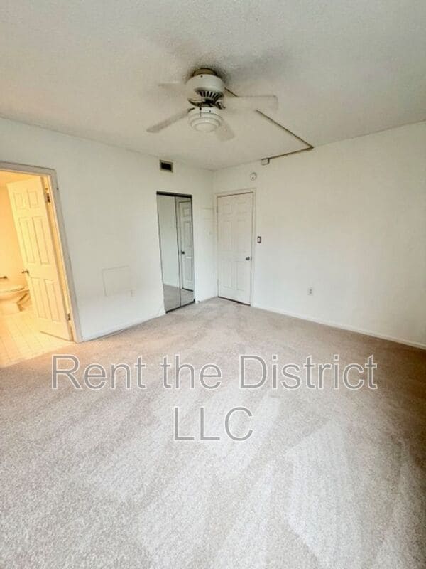 Building Photo - 2725 Connecticut Ave NW