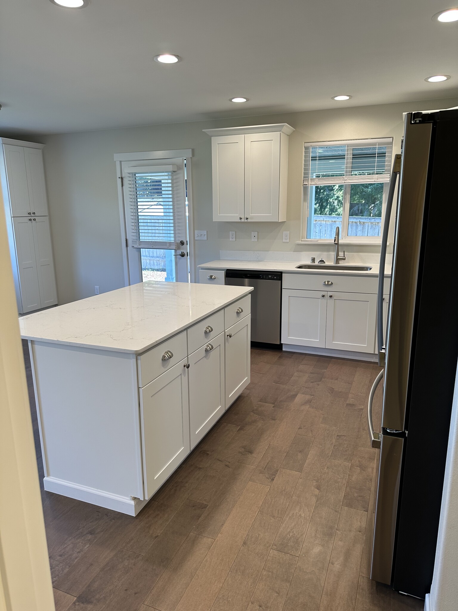 Kitchen - 6704 Summerset Dr SE
