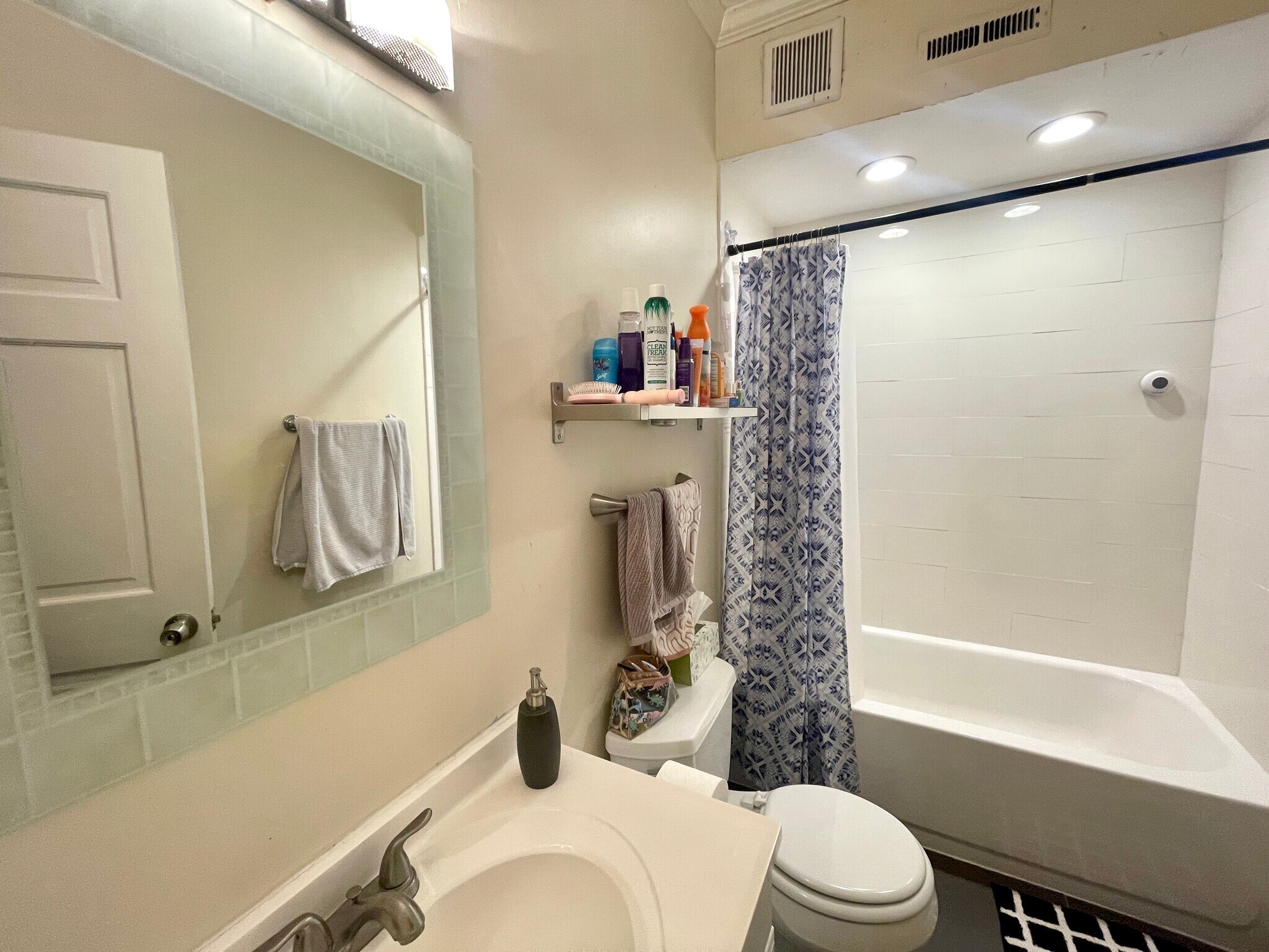 Building Photo - 45 Hemenway St