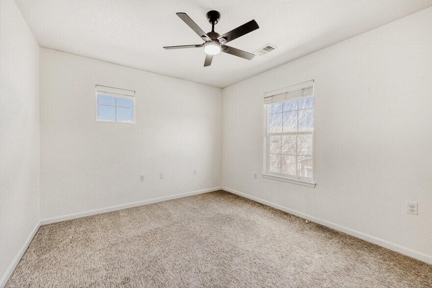 Building Photo - 1506 Wild Cat Mountain Rd