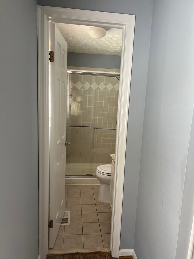 Building Photo - 13514 Steeplechase Dr