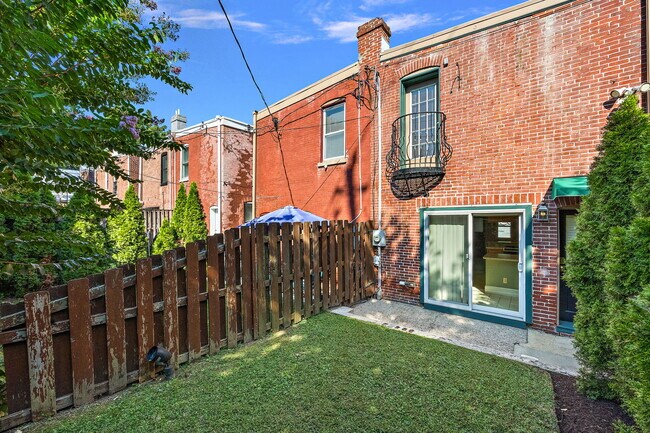 Building Photo - 1516 N Clayton St