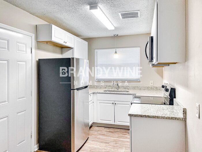 Building Photo - 4503 Anvers Blvd