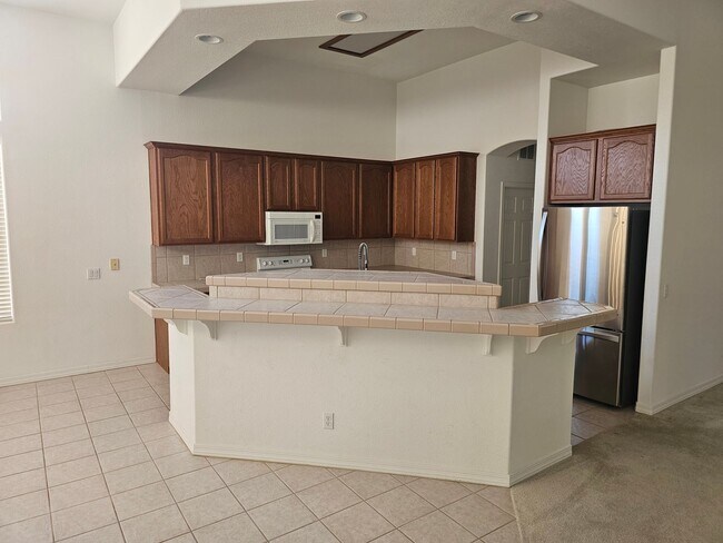 Building Photo - Unfurnished Long Term - Photos Coming Soon