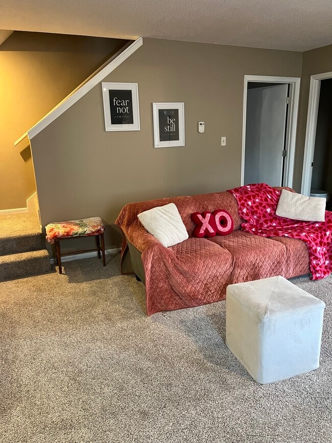 Building Photo - 2113 SW Brandywine Ln