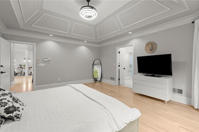 Building Photo - 1431 Waterford Green Dr