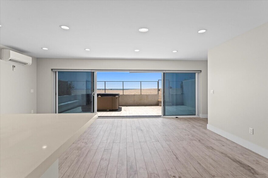 Building Photo - 6955 Trolleyway