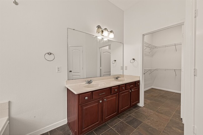 Building Photo - 2704 Hewn Rock Way