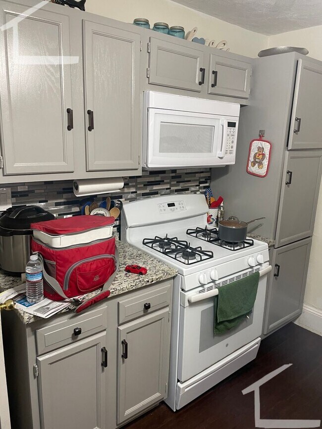 Primary Photo - Hige 2 bed in Watertown