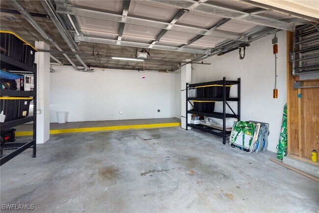 Building Photo - 10475 Gulf Shore Dr