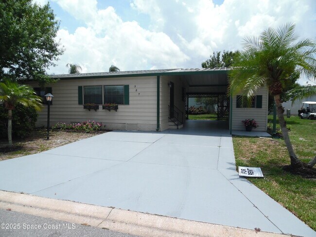 Primary Photo - 327 Macadamia Dr