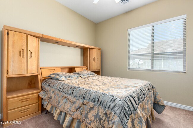 Building Photo - 7453 N 85th Dr