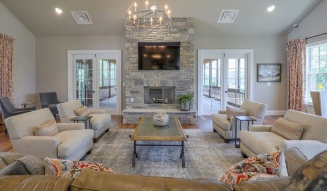 Building Photo - Room to Spread Out! 4BR, 3.5BA Home Near Liberty Creek Schools