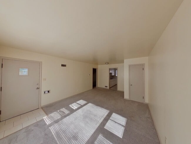 Building Photo - Charming 2BR Rental | Fenced Backyard | Basement