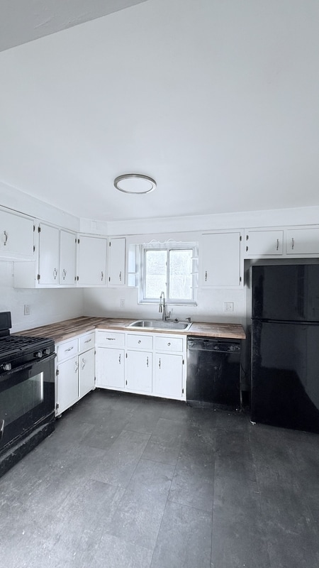 Building Photo - 517 Foltz Dr