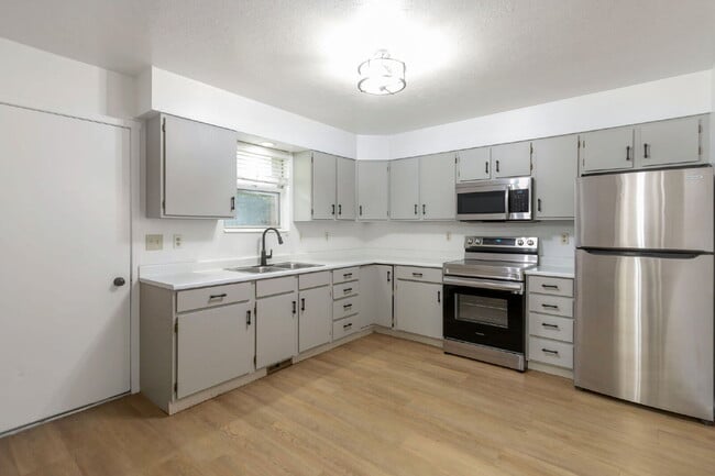 Building Photo - Available Now — 2 BR / 1 BA at The Flats on Main, Brigham City — $1,250/mo