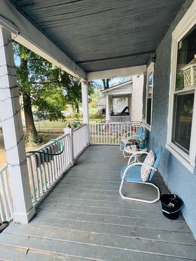 Building Photo - Charming 3bdrm/1.5bth Home Conveniently Located in Richmond's North Highland Park Subdivision w/P...