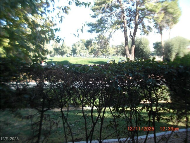 Building Photo - 793 Oakmont Ave