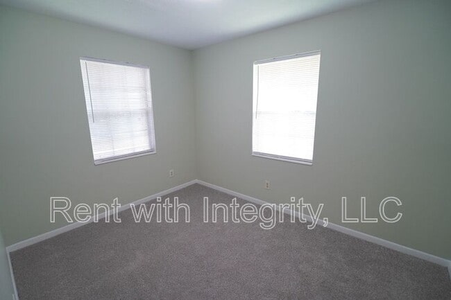 Building Photo - 2304 Hartsfield Ct