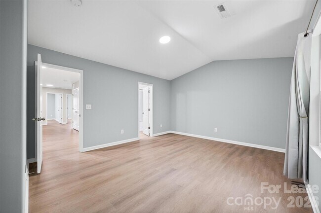 Building Photo - 9612 Brackenview Ct