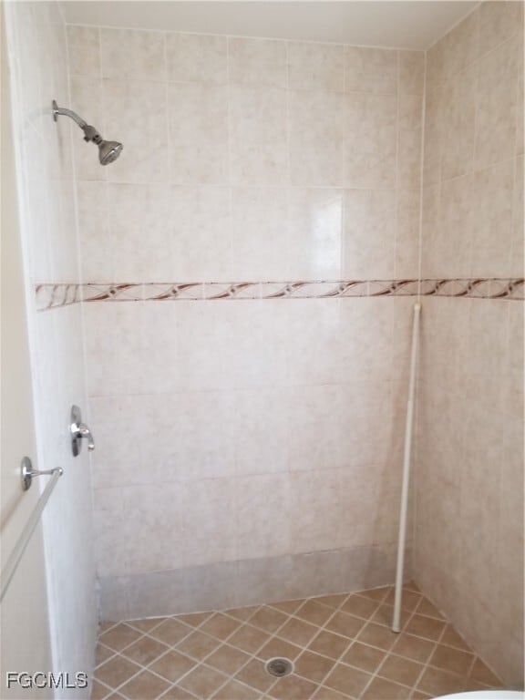 Building Photo - 2126 NE 6th St