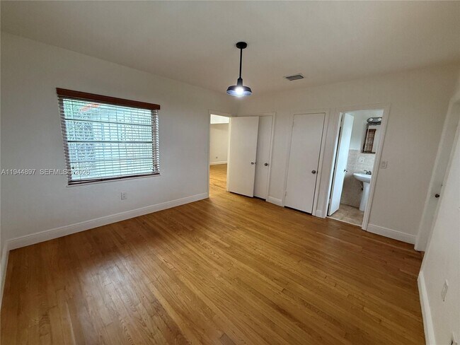 Building Photo - 2151 SW 21st Ter