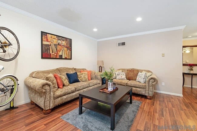 Building Photo - 7455 Charmant Dr