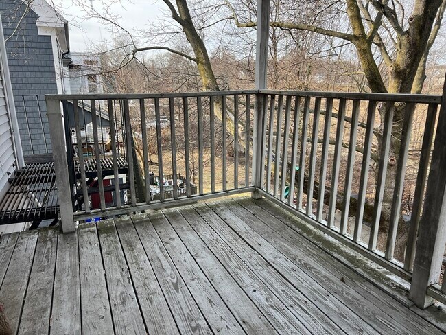 Building Photo - 95 Belgrade Ave