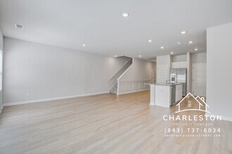 Building Photo - 4105 Quincy Adams Ln