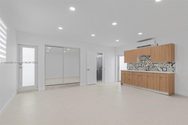 Building Photo - 6270 NW 199th St