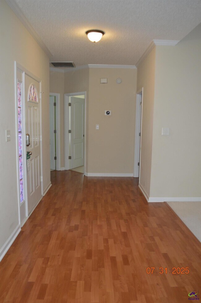 Building Photo - 206 Arelia Dr