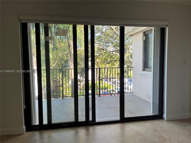 Building Photo - 10121 W Sunrise Blvd