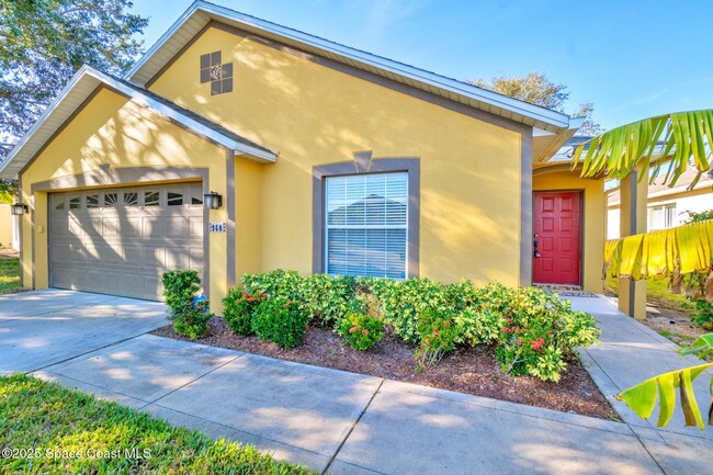 Building Photo - 960 Villa Dr