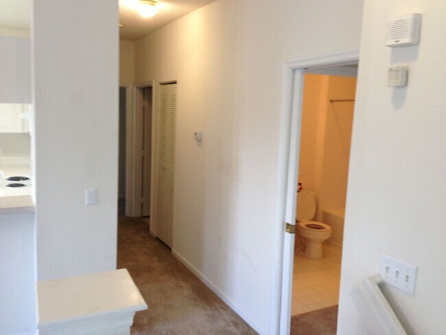 Building Photo - 2222 Arbor Lakes Cir