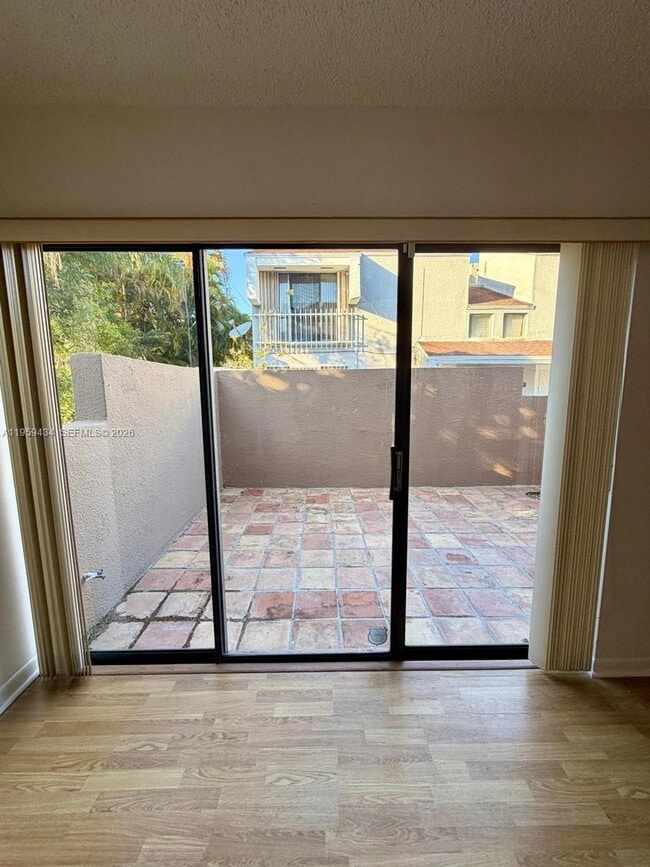 Building Photo - 15832 SW 91st Ct