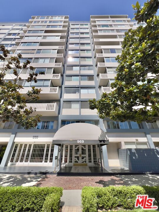 Building Photo - 969 Hilgard Ave