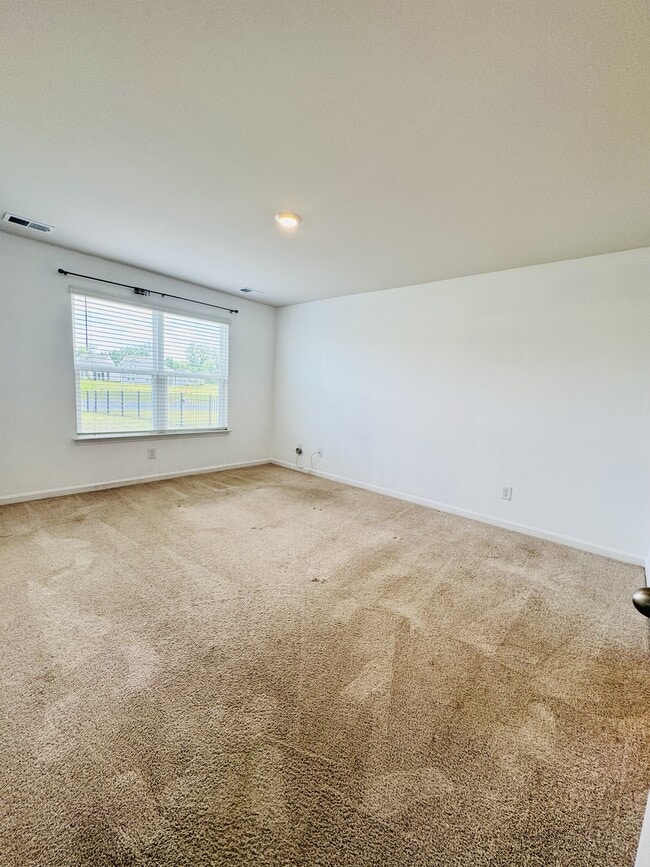 Building Photo - 809 Woodland Farms Cir
